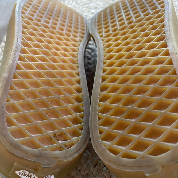 Men’s Vans - Picture 5 of 11